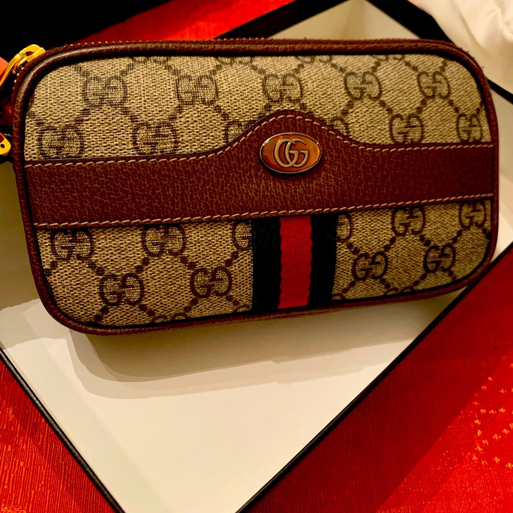 Gucci wristlet
